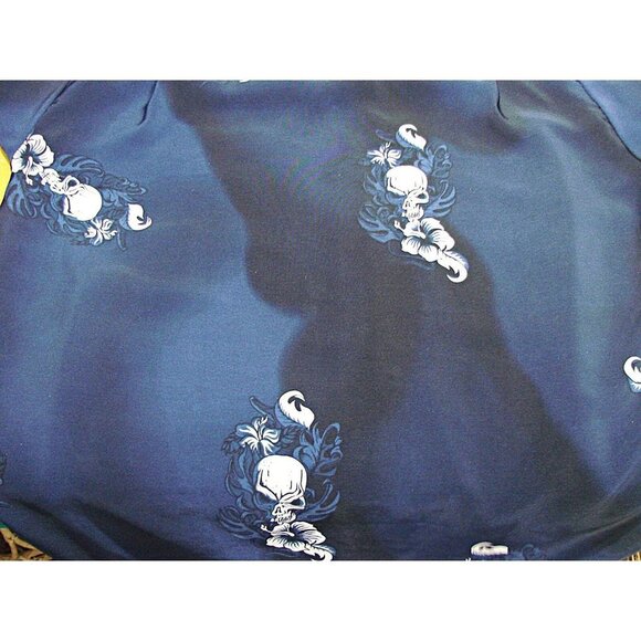 Kennington Ltd Hawaiian Skull Floral Button-Up Shirt Mens Blue & White Size Lg - Picture 9 of 9